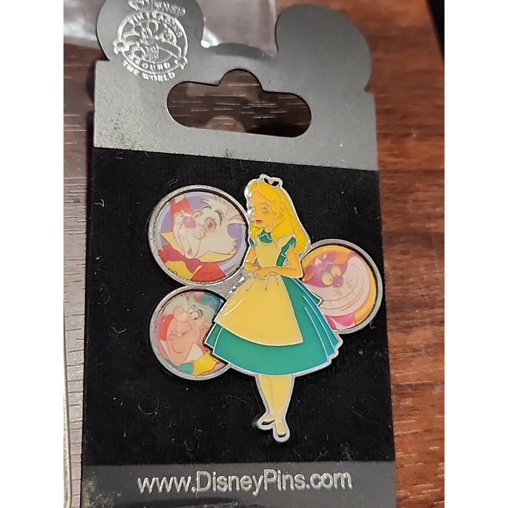 Disney Pin Alice With White Rabbit Cheshire Cat Mad Hatter bubbles 2008 DS 61460